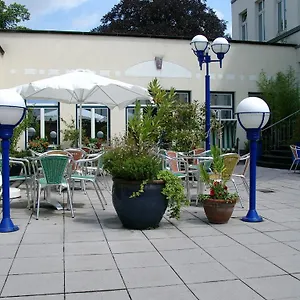 https://hotel-am-kastell.dusseldorf-hotel.net